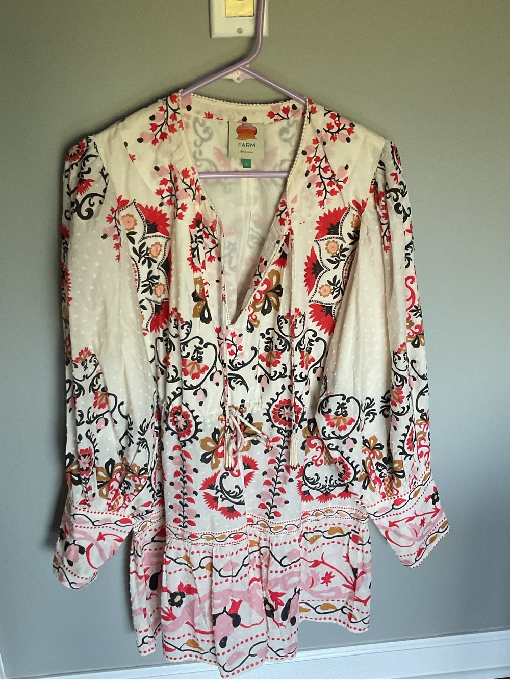 Farm Rio Cream  Floral mini dress with pockets
